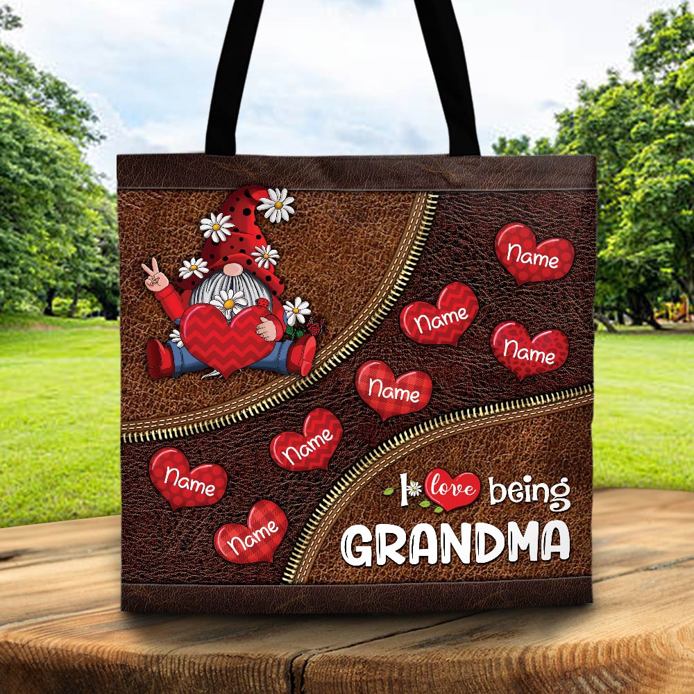 I Love Being Grandma Gnomes Load Of Hearts Printed Leather Pattern Personalized Tote Bag For Grandma HN98 DO99